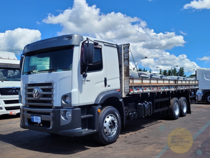 VOLKSWAGEN 24-280 E Constel. 6x2 2p (diesel)(E5)