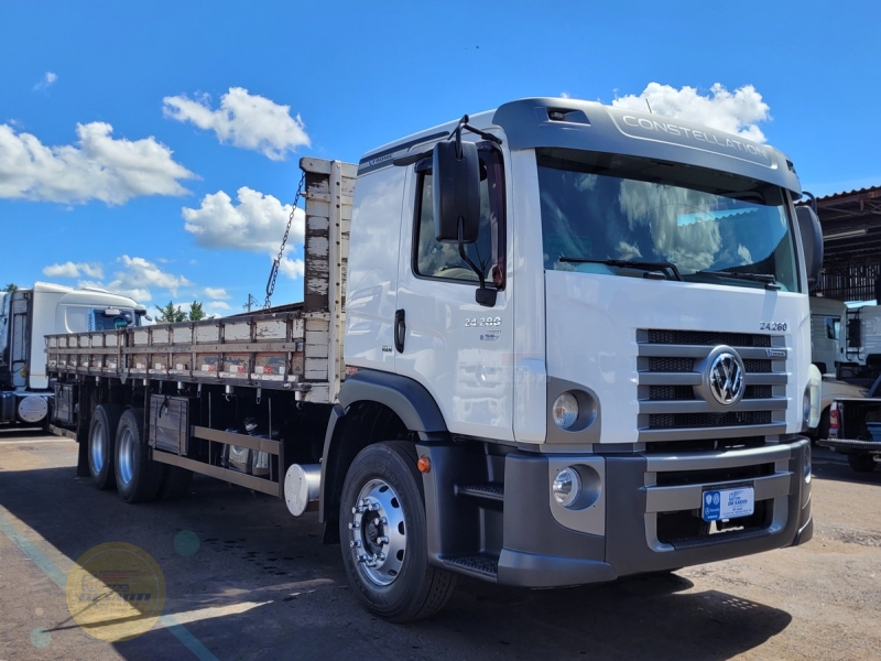 VOLKSWAGEN 24-280 E Constel. 6x2 2p (diesel)(E5)