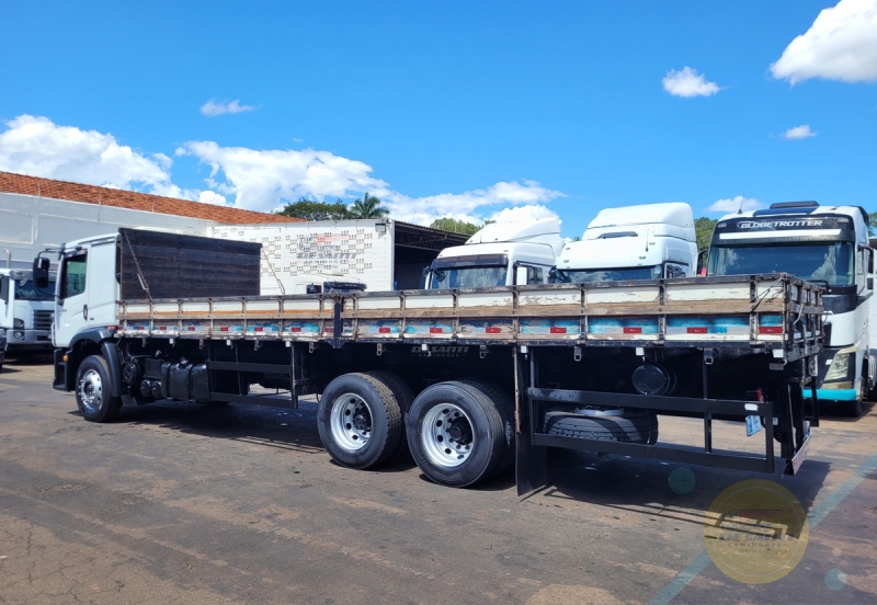 VOLKSWAGEN 24-280 E Constel. 6x2 2p (diesel)(E5)