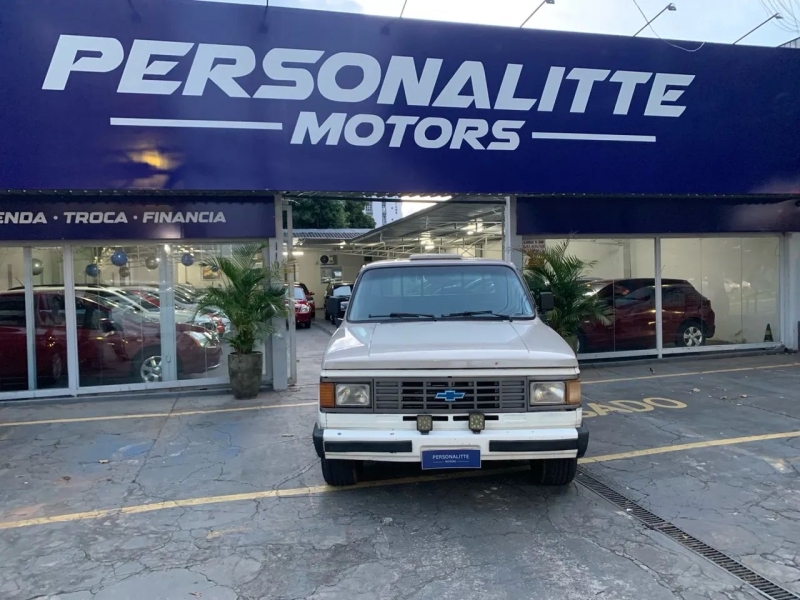 GM - Chevrolet D20 S/Luxe 3.9 CD Diesel