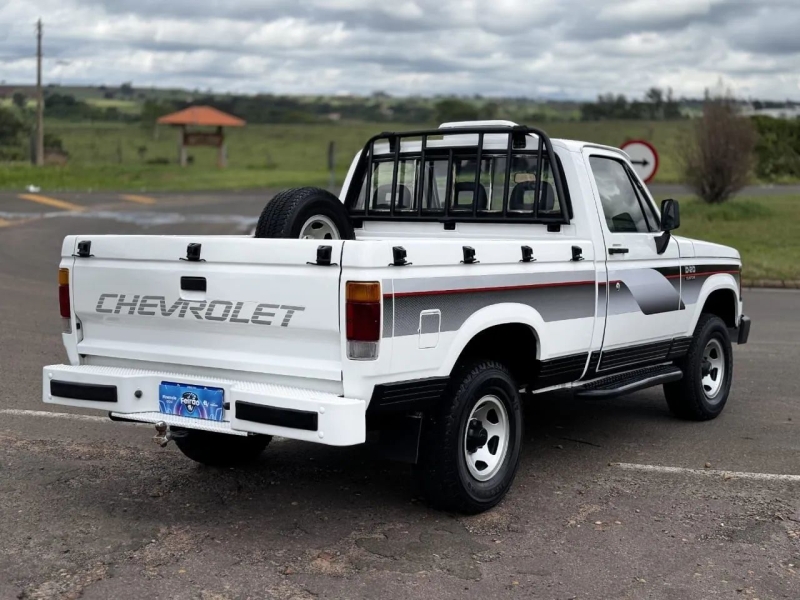 GM - Chevrolet D-20 S 3.9/4.0 Turbo Diesel