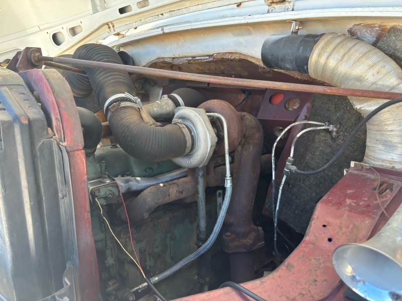 MERCEDES-BENZ L-1113 3-Eixos 2p (diesel)