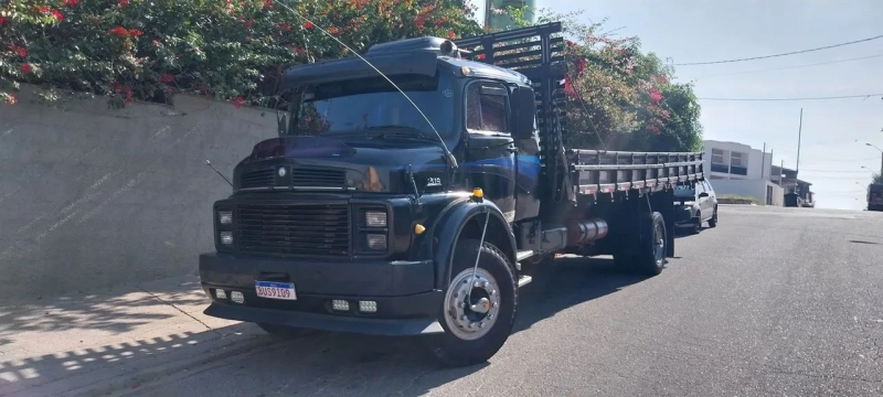 MERCEDES-BENZ L-1519 2p (diesel)