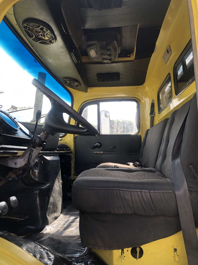 MERCEDES-BENZ L-2013 3-Eixos 2p (diesel)