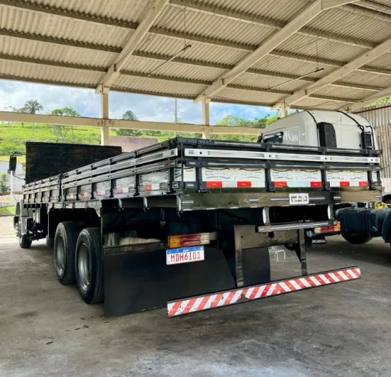 MERCEDES-BENZ L-1620 3-Eixos 2p (diesel)