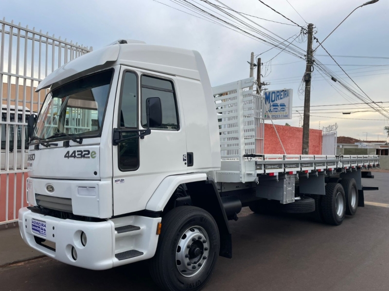 FORD CARGO 4432 E Turbo 2p (diesel)