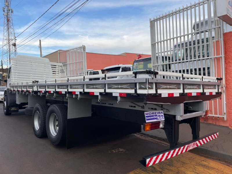 FORD CARGO 4432 E Turbo 2p (diesel)