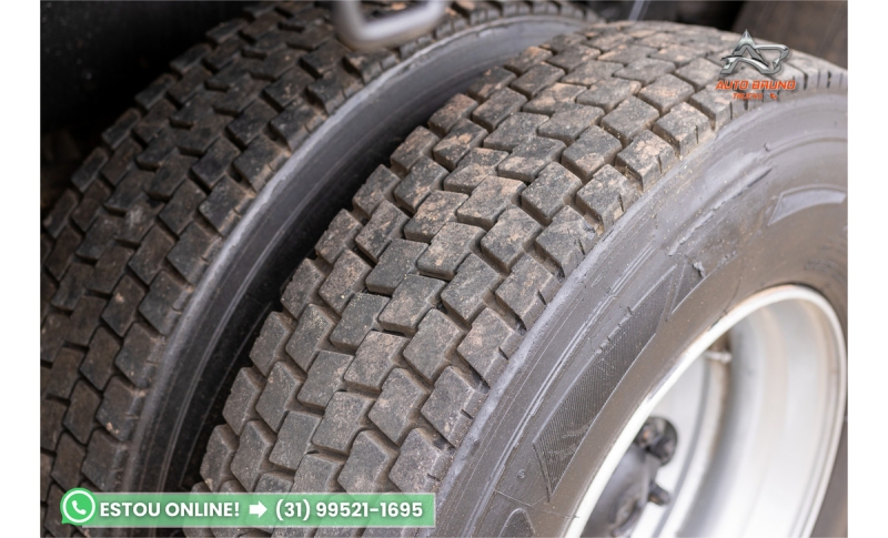 FORD CARGO 2429 E 6x2 Turbo 2p (diesel)(E5)
