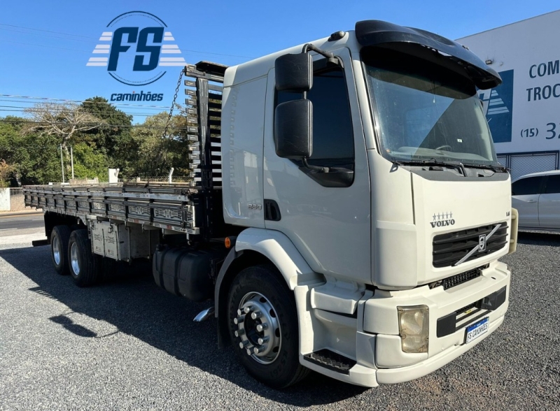VOLVO VM 260 6x2 2p (diesel)