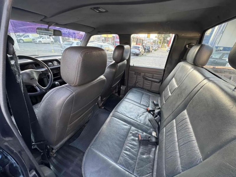 Mitsubishi L200 GLS 2.5 4X4 CD Diesel
