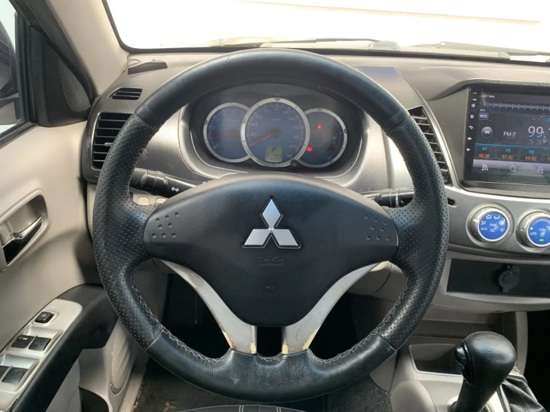 Mitsubishi L200 Triton HPE 3.2 CD TB Int.Diesel Aut