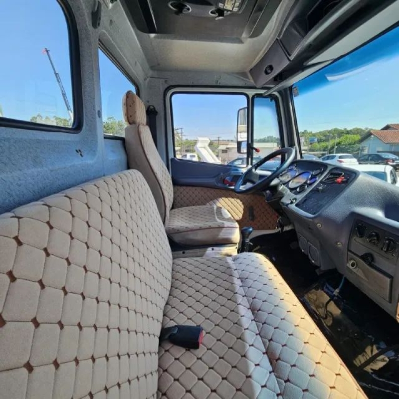 MERCEDES-BENZ L-1620 3-Eixos 2p (diesel)