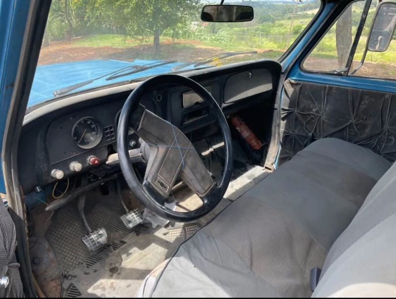GM - Chevrolet C-10 2.5/4.1