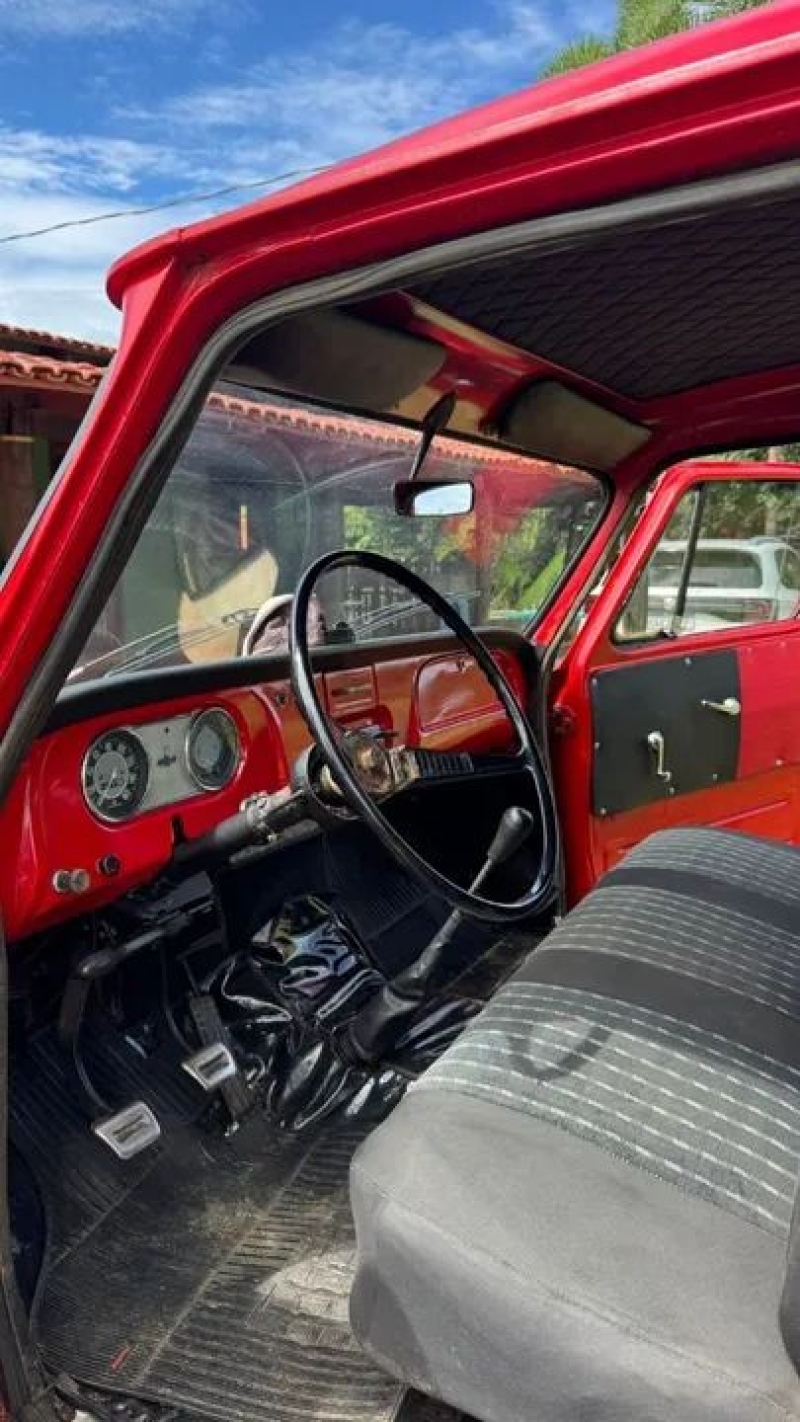 GM - Chevrolet C-10 2.5/4.1