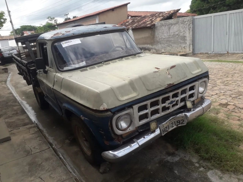 GM - Chevrolet D-10 Diesel