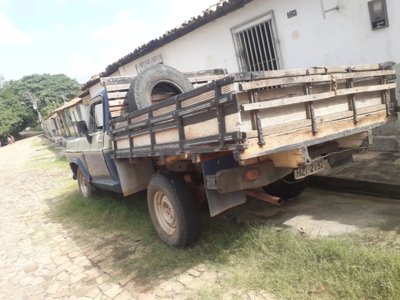 GM - Chevrolet D-10 Diesel