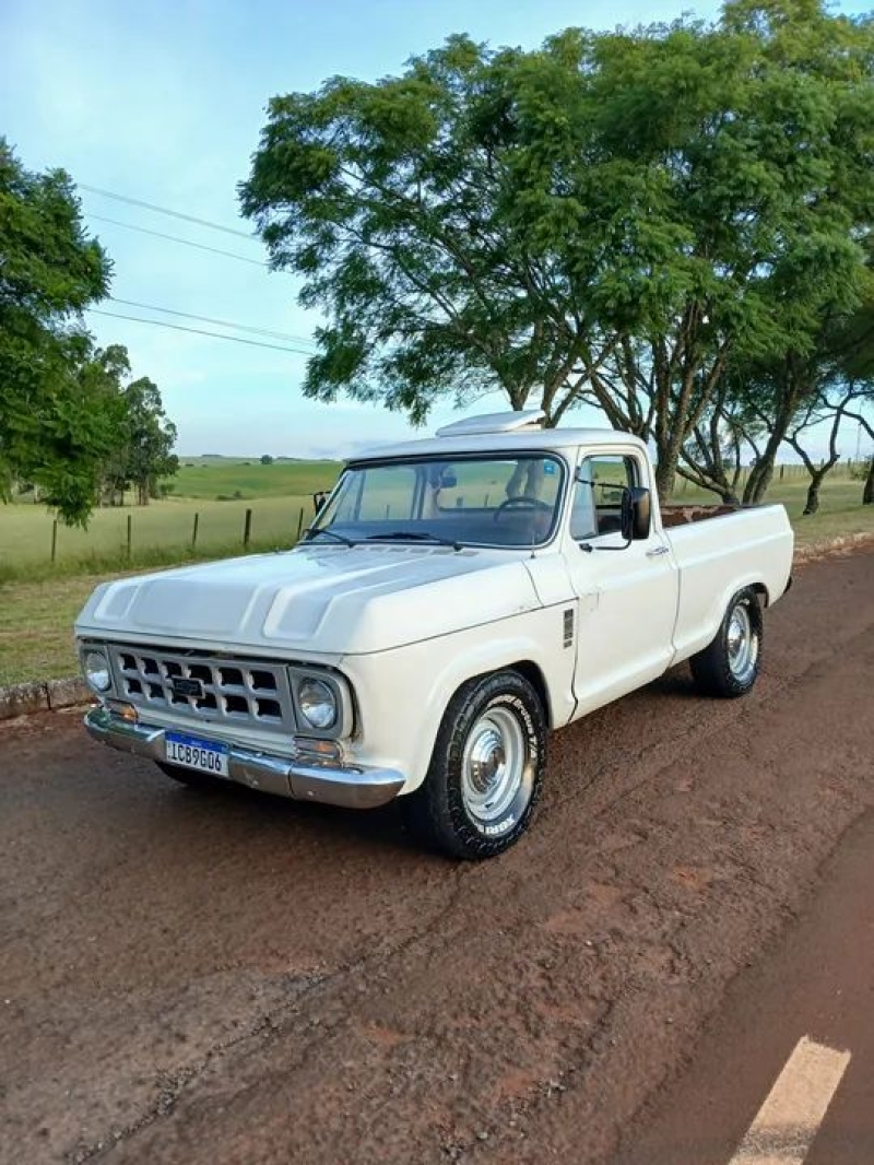 GM - Chevrolet D-10 Diesel