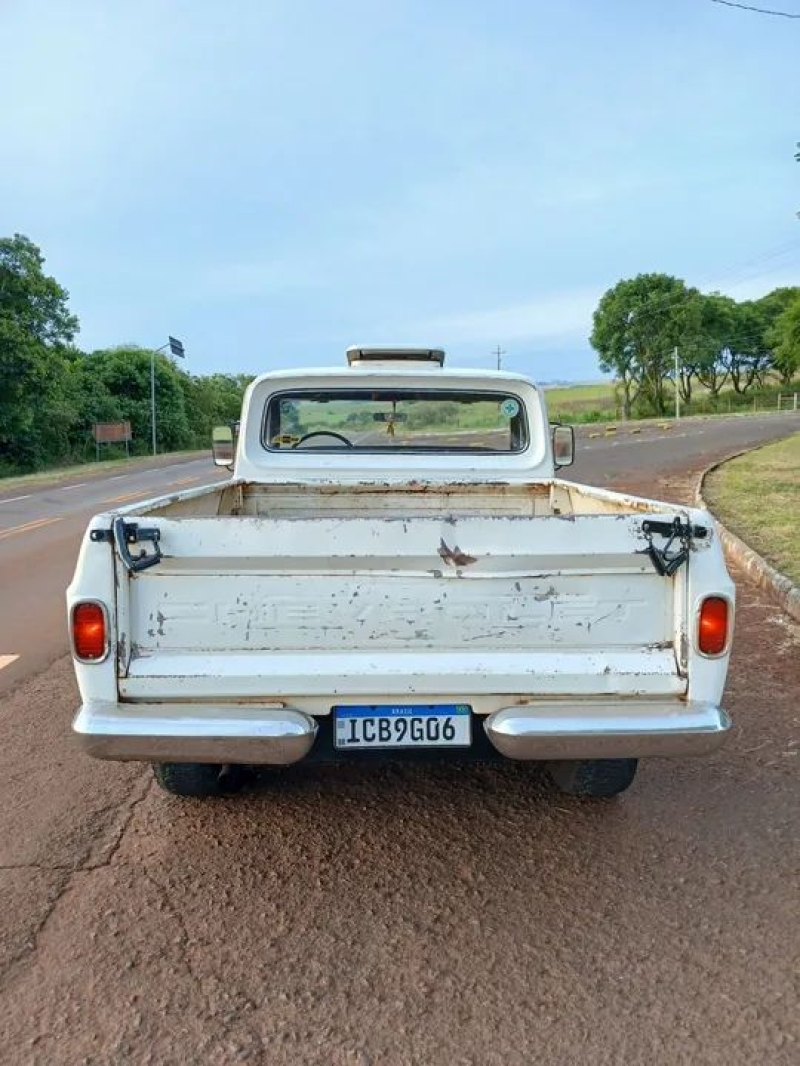 GM - Chevrolet D-10 Diesel