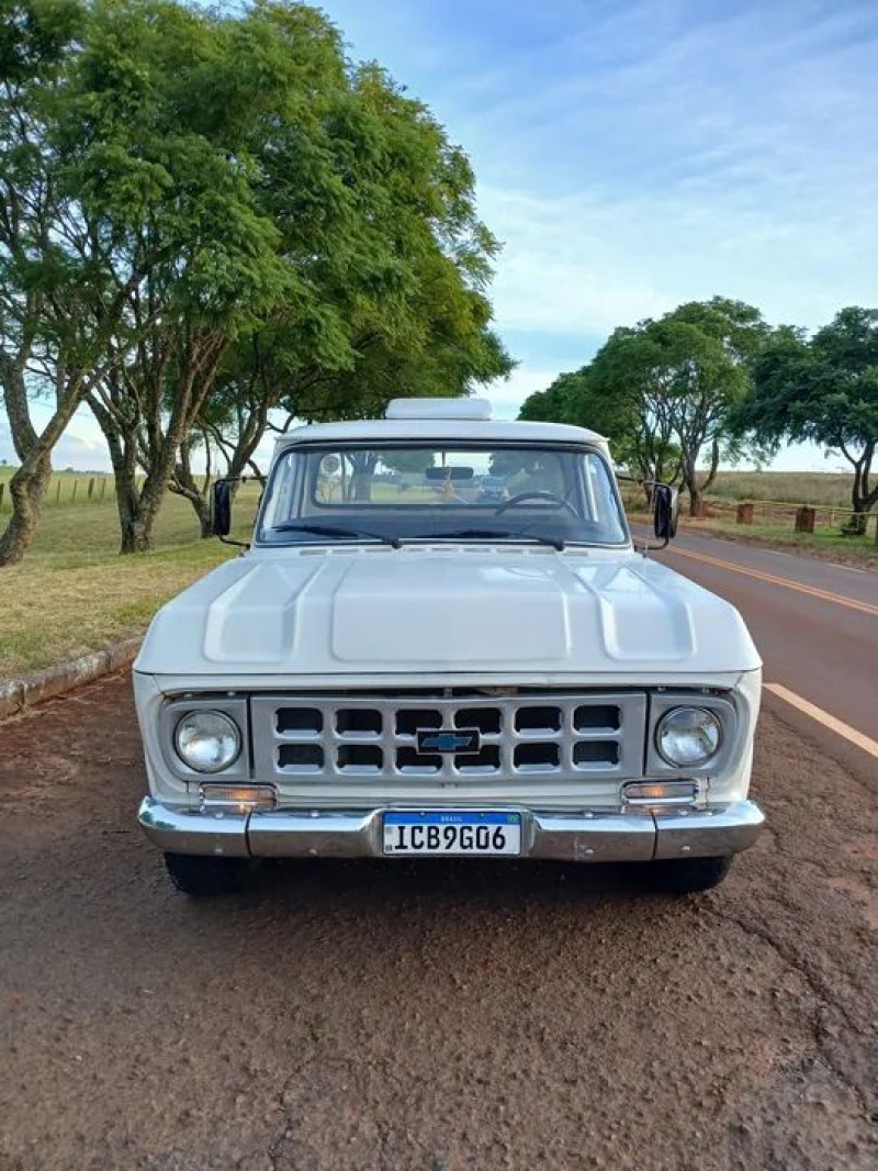 GM - Chevrolet D-10 Diesel