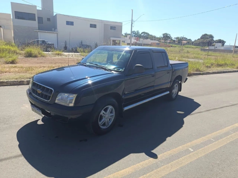 GM - Chevrolet S10 Pick-Up Exec. 2.8 4x4 CD TB Int.Dies