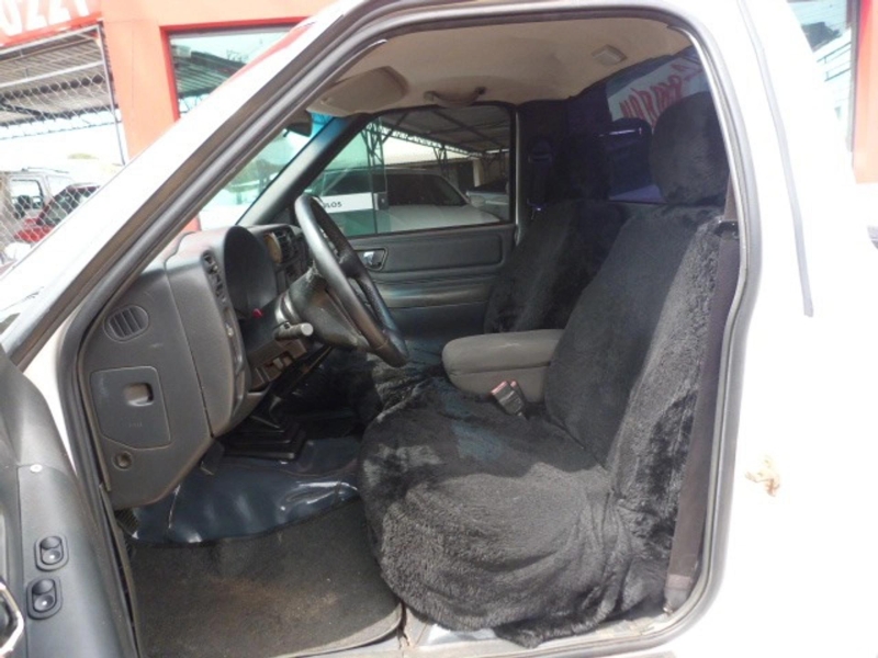 GM - Chevrolet S10 P-Up Colina 2.8 TDI 4x2/4x4 CS Dies.