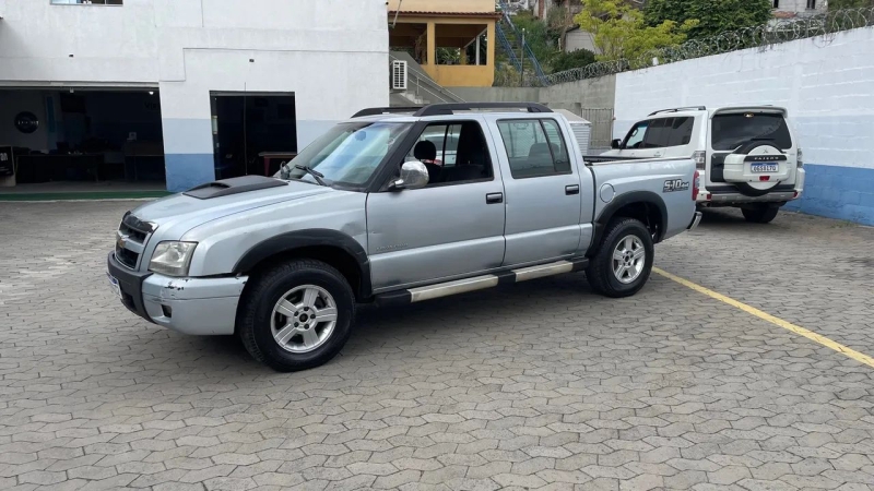 GM - Chevrolet S10 P-Up Tornado 2.8 TDI 4x2/4x4 CD Dies