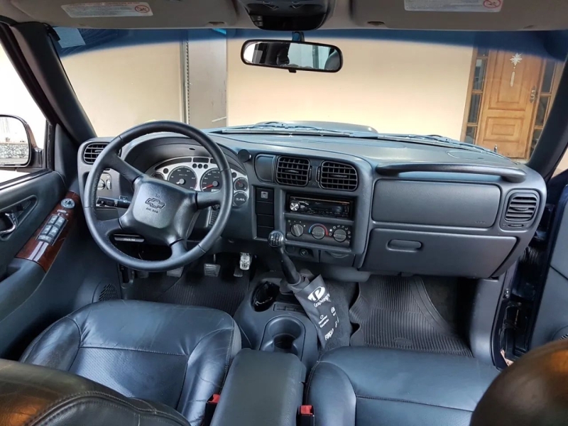 GM - Chevrolet S10 Pick-Up Exec. 2.8 4x2 CD TB Int.Dies