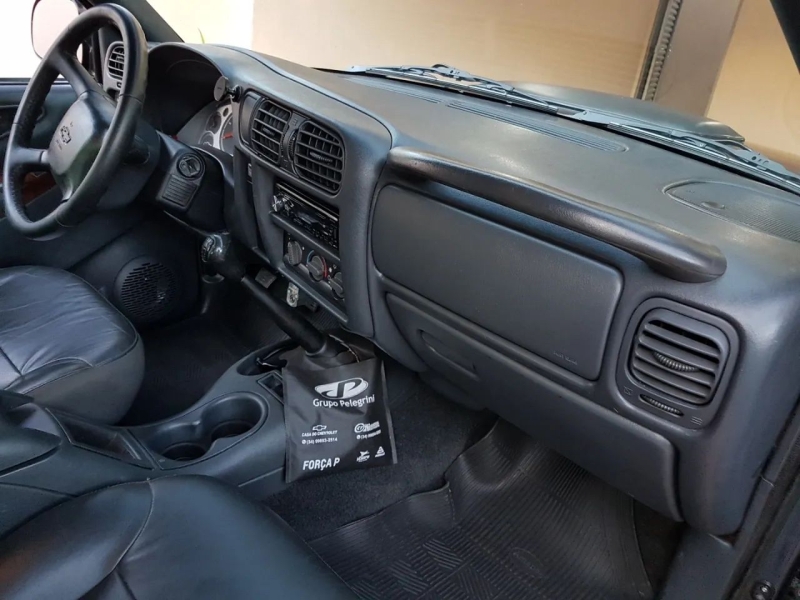 GM - Chevrolet S10 Pick-Up Exec. 2.8 4x2 CD TB Int.Dies