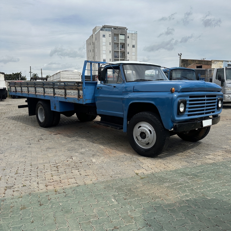 FORD F-11000 2p (diesel)