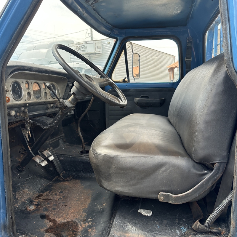 FORD F-11000 2p (diesel)