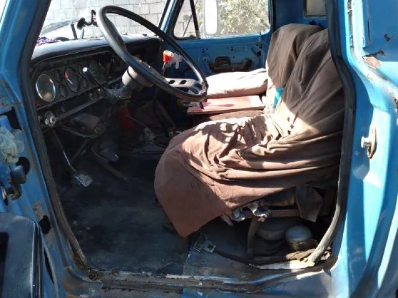 FORD F-600 2p (diesel)