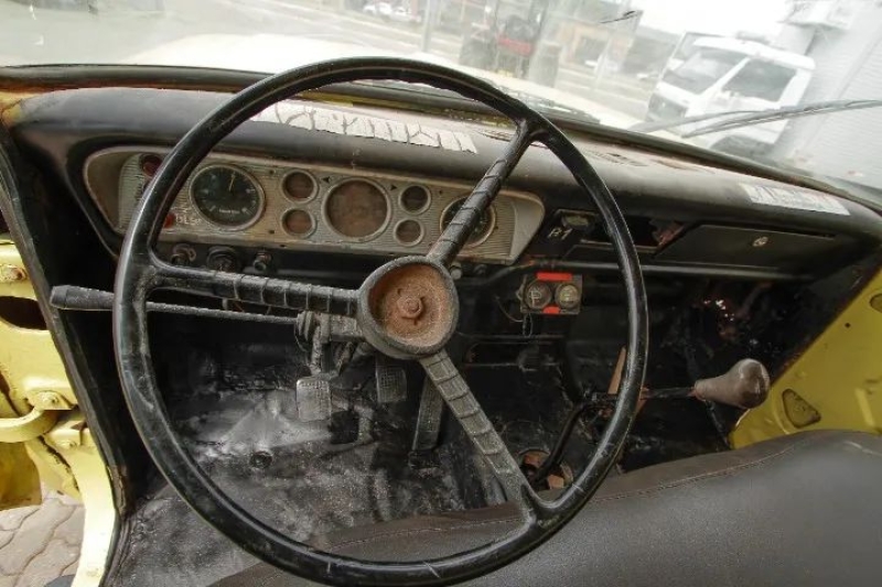 FORD F-13000 2p (diesel)