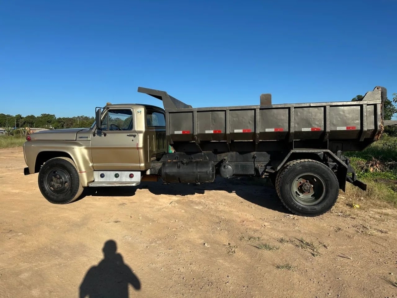 FORD F-11000 2p (diesel)