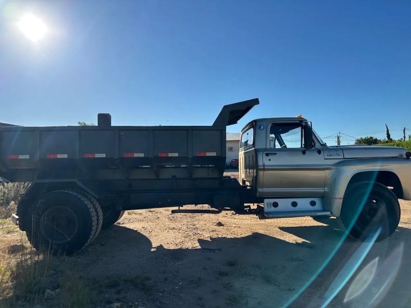 FORD F-11000 2p (diesel)