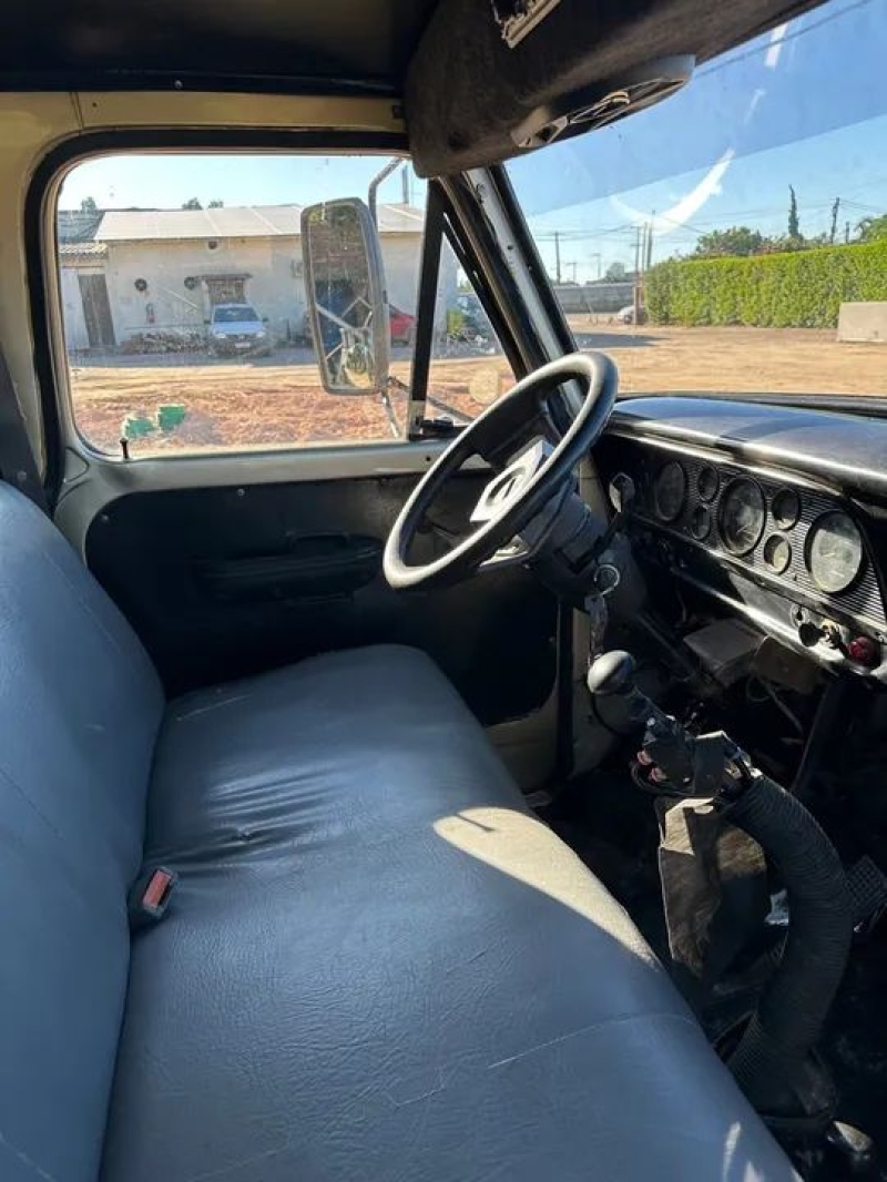 FORD F-11000 2p (diesel)