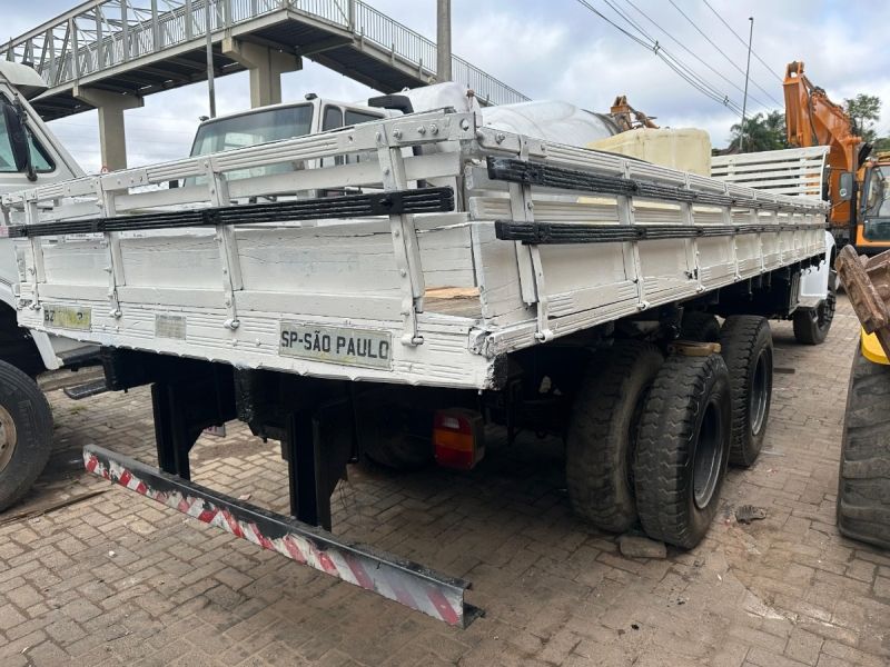 FORD F-14000 HD 3-Eixos 2p (diesel)