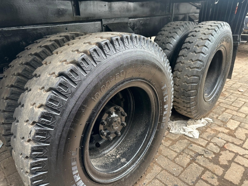 FORD F-14000 HD 3-Eixos 2p (diesel)