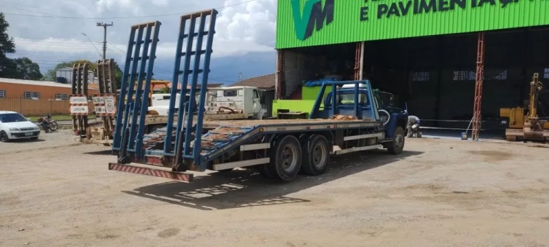 FORD F-11000 3-Eixos 2p (diesel)