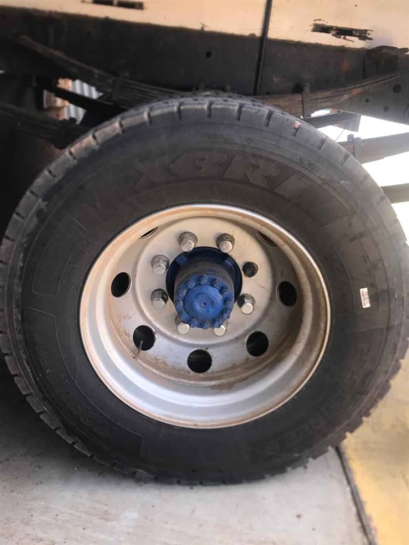 FORD F-700 2p (diesel)