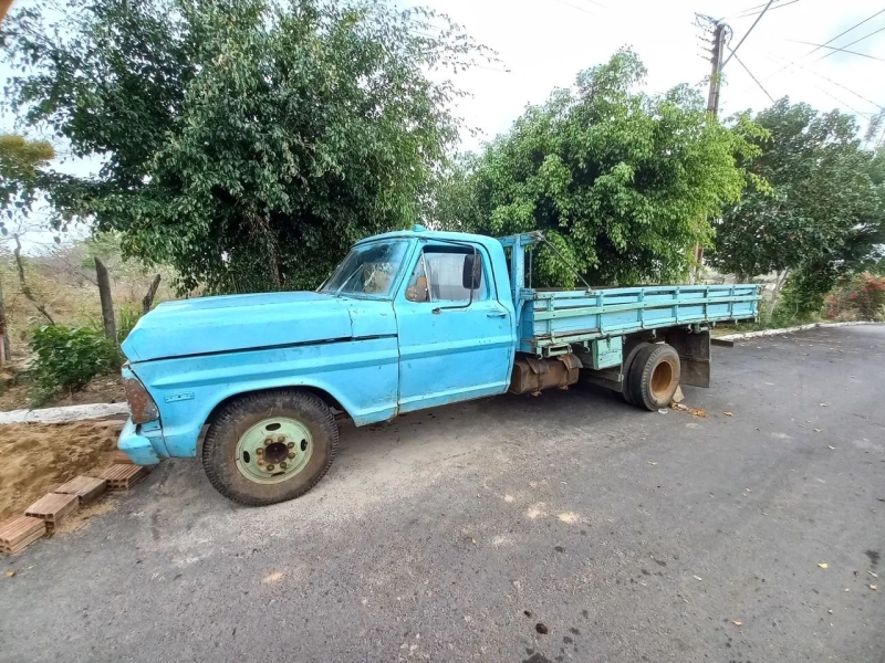 FORD F-4000 4x2 2p (diesel)(E5)