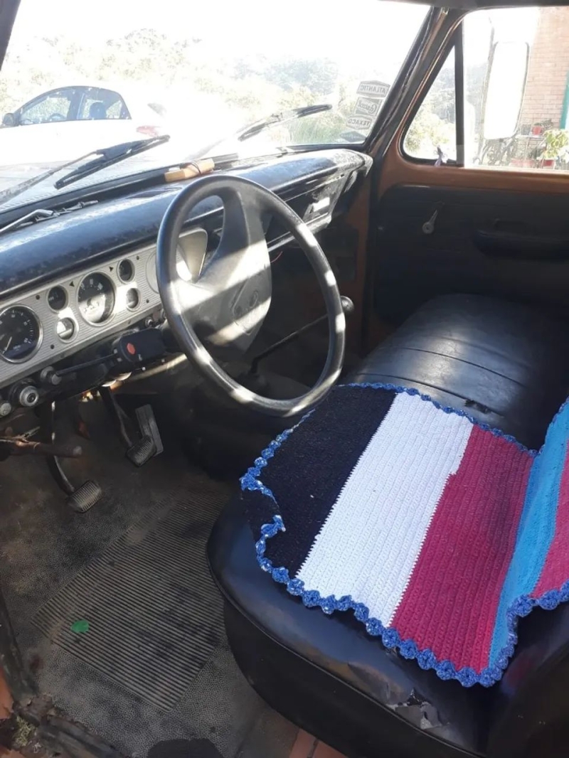FORD F-4000 4x2 2p (diesel)(E5)