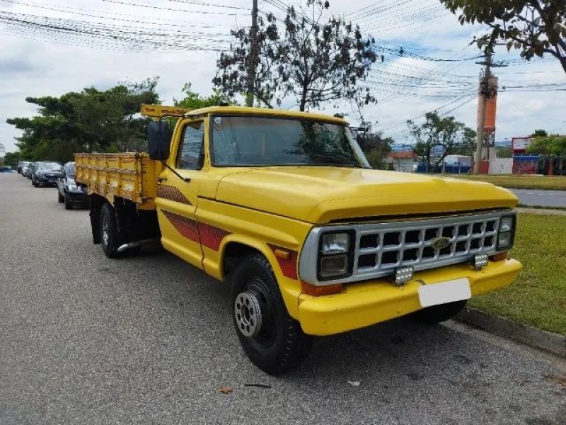 FORD F-4000 4x2 2p (diesel)(E5)
