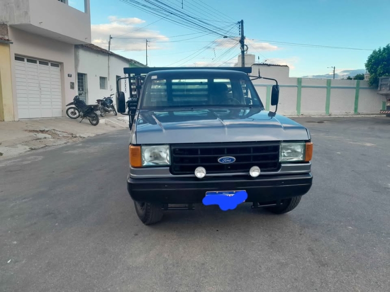 FORD F-4000 4x2 2p (diesel)(E5)