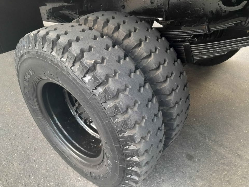 FORD F-4000 4x2 2p (diesel)(E5)