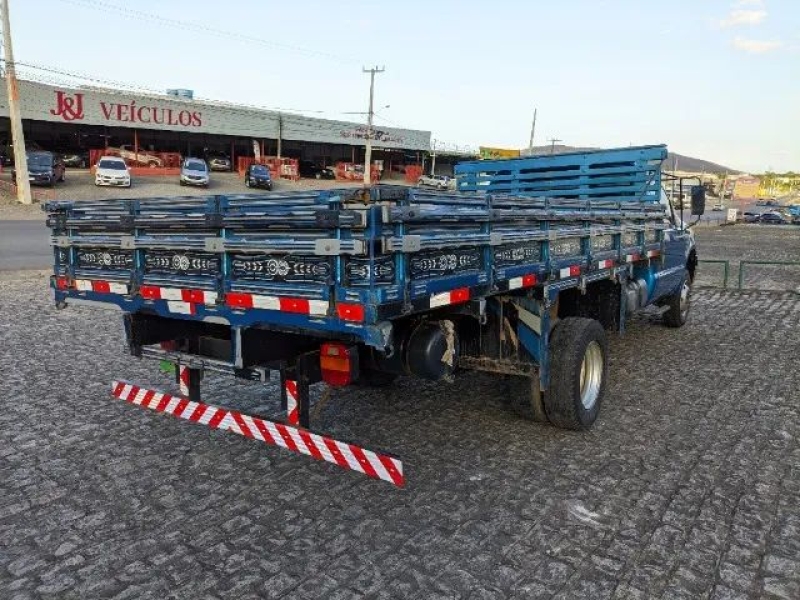 FORD F-4000 TURBO CUMMINS 4x4 2p (diesel)
