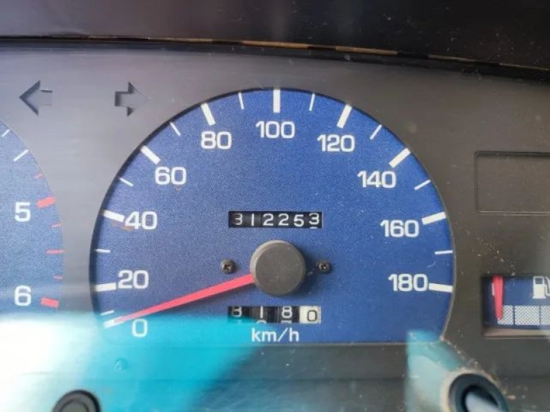 Toyota Hilux CD SRV 4x2 3.0 8V 90cv Diesel