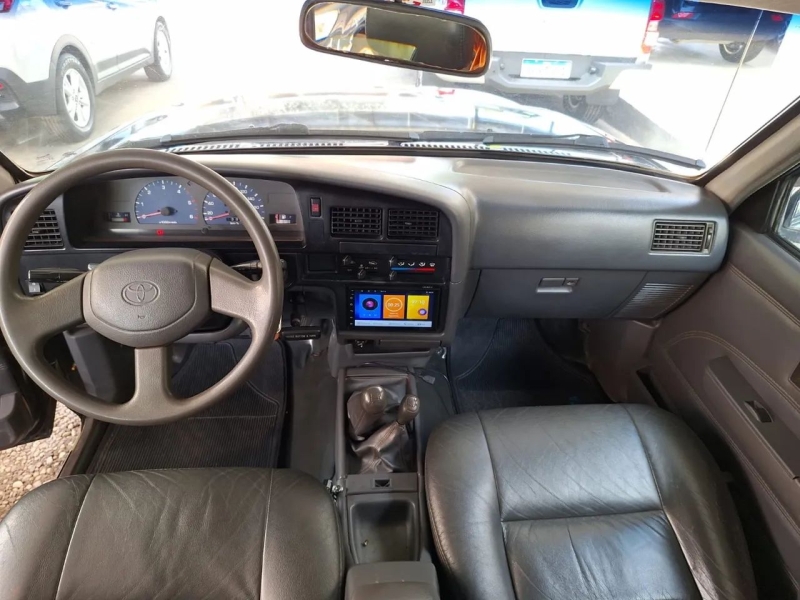 Toyota Hilux CD SR 4x4 3.0 8V 116cv TB Diesel