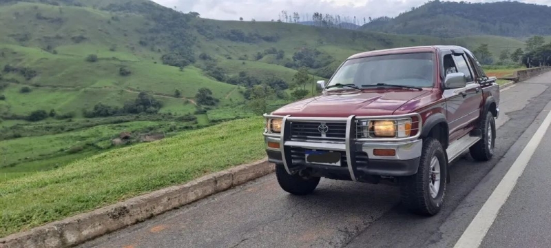 Toyota Hilux CD SR5 4x4 2.8 Diesel