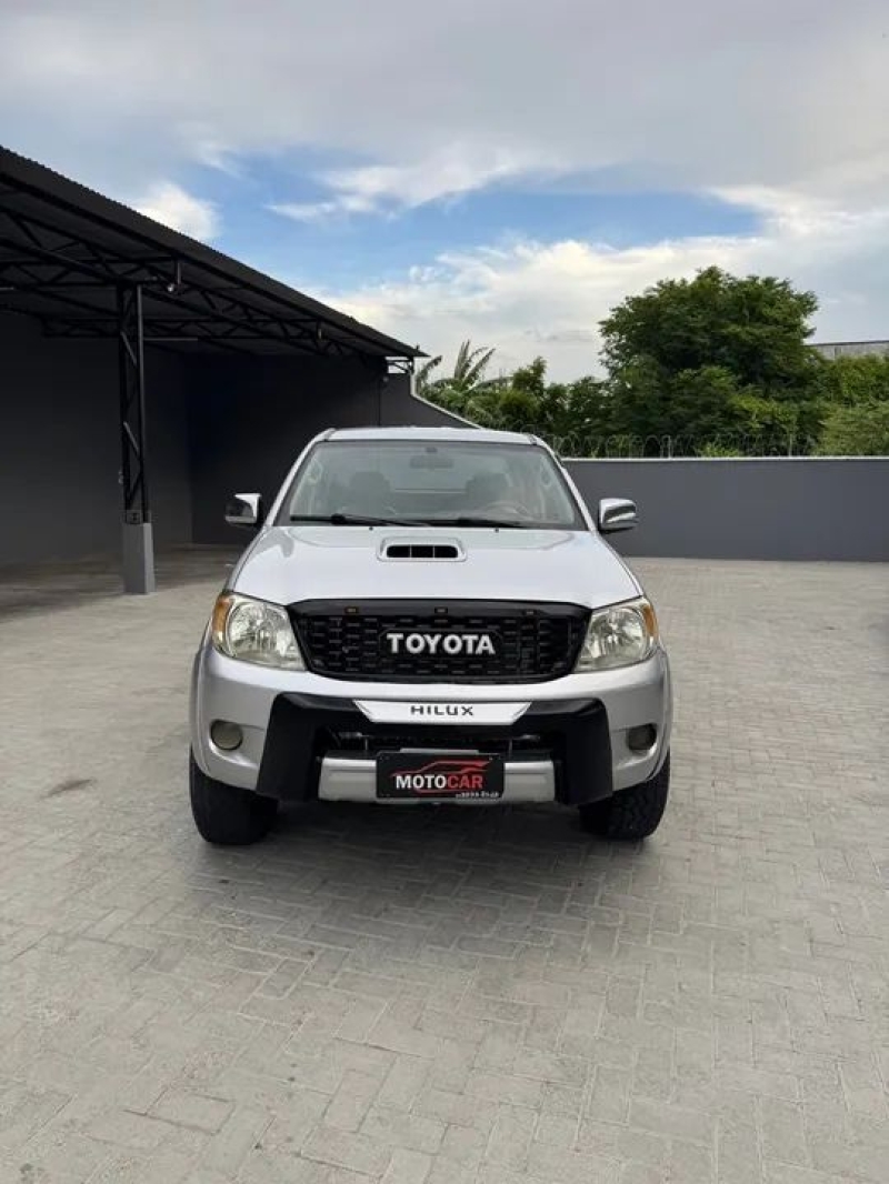 Toyota Hilux CD SRV D4-D 4x4 3.0 TDI Diesel Aut