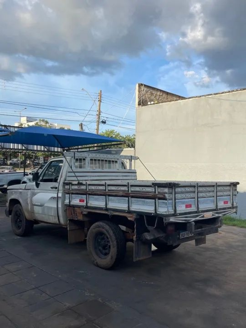 GM - Chevrolet D-20 S / Luxe 3.9/4.0 Diesel